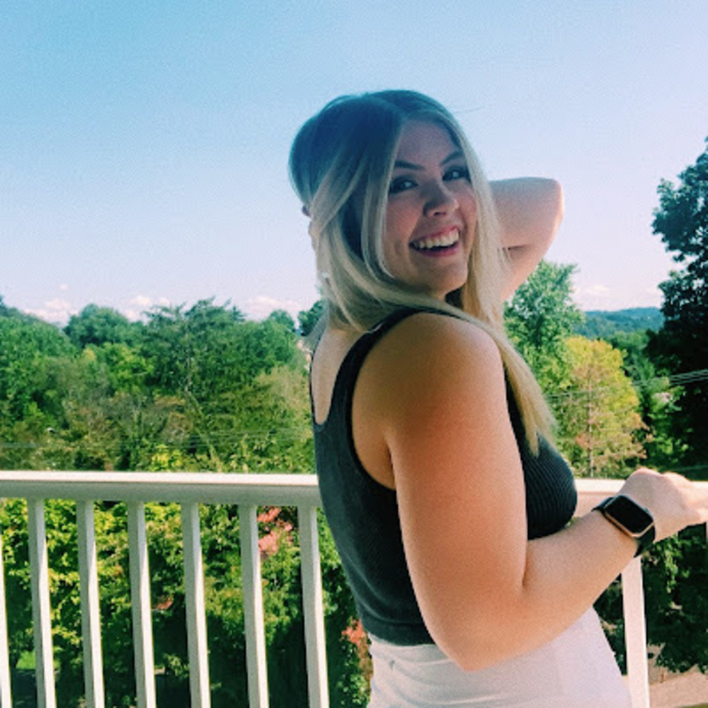 Meet your Posher, Isabella